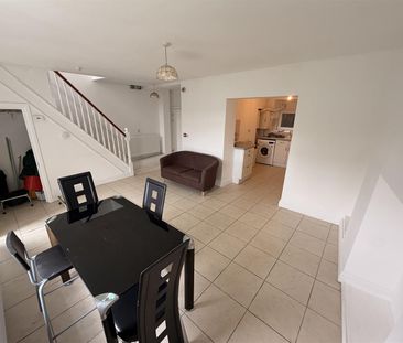 House - Terraced For Rent Wood Road, Pontypridd - Photo 3