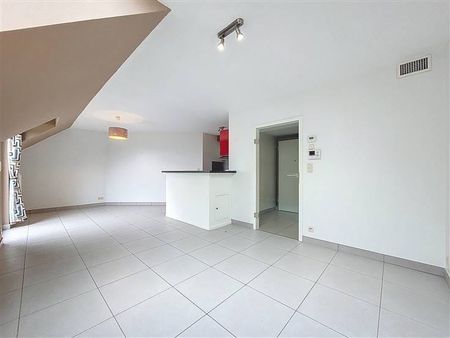 Appartement te huur - Foto 2