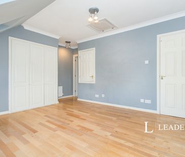 4 bedroom town house to rent Ravensworth Gardens, CB1 - Photo 2