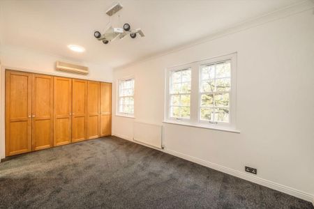 5 bedroom semi-detached house to rent - Photo 5