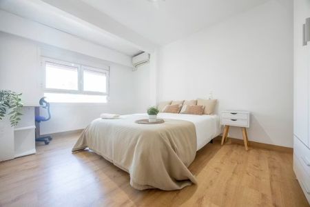Carrer d'Alemany, Valencia, Valencian Community 46019 - Foto 2