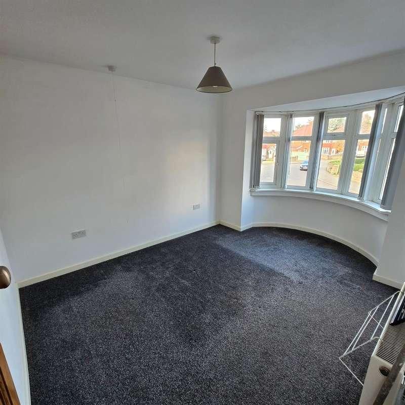 Somerset Road, Willenhall, WV13 - Photo 1