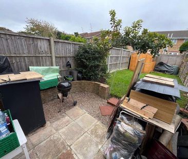 2 bedroom terraced house to rent - Photo 5