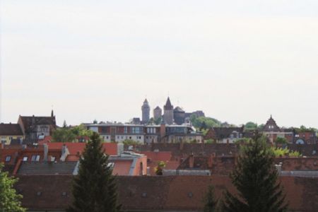 Sofort bezugsfrei: Helle, möblierte 1-Zimmer-Wohnung mit Fernblic - Photo 2