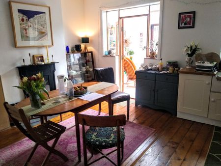 3 Bed Terraced House, Sandholme Road, BS4 - Photo 3