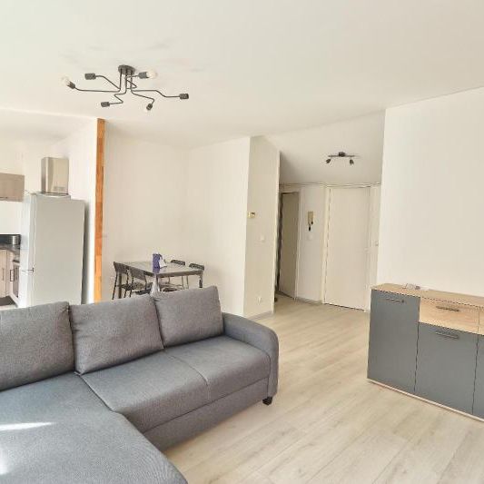 Location Appartement 2 pièces 43m² ST ETIENNE 42100 - Photo 1