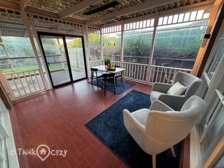 Sunshine West - Photo 4