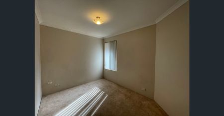 Tidy 3 bedroom villa - Photo 2