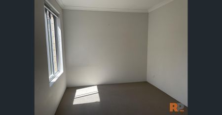 Affordable Three Bedroom Family Home - Photo 3