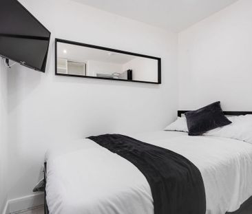 6 bedroom house to rent - Photo 4