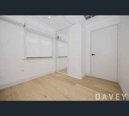 6/163 Abbett Street, Scarborough, WA 6019 - Photo 3