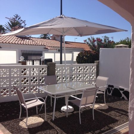 Eck- Bungalow mit 2 Schlafzimmer und geschlossener großer Terrasse - Photo 3