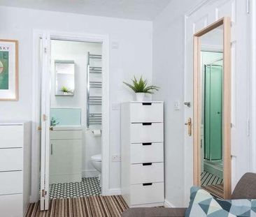 Rm West Water Crescent, Hampton Vale, PE7 - Photo 6