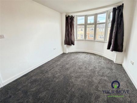 3 bedroom end of terrace house to rent - Photo 3