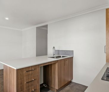 Brand New Two Bedroom Dual Living Property! - Photo 4