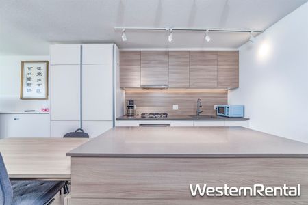 988 Quayside Drive #11F, New Westminster, BC V3M0L5 - Photo 4