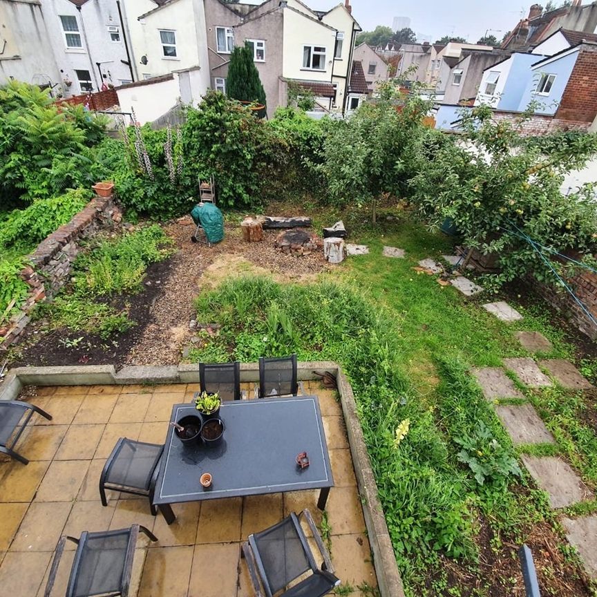 Room in a Shared House, Webb Street, BS5 - Photo 1