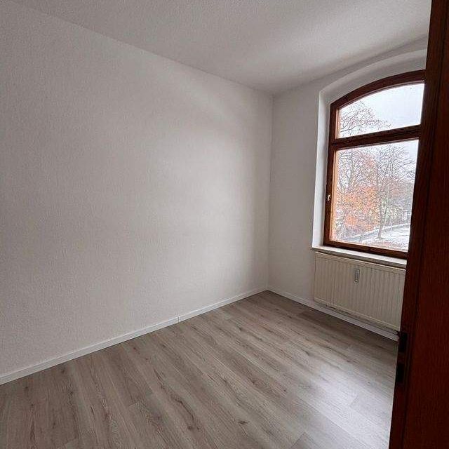 Frisch Renoviert! Gemütliche 2-Raum-Wohnung in zentraler Lage - Photo 1