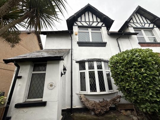 3 bedroom semi-detached house to rent - Photo 1