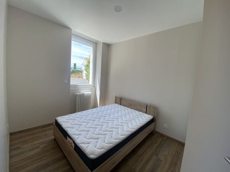 Location Appartement 2 pièces 37m² MONT DE MARSAN 40000 - Photo 4