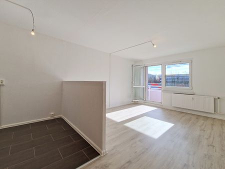 Das 3 x 3 - 3-Zimmer-Wohnung in der 3. Etage + 1.000 EUR Gutschein* zum Einzug gratis! AB SOFORT! - Photo 2