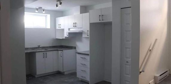 Modern Aylmer Apartment Steps From the Beach & Marina - Photo 2