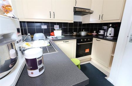 2 bedroom terraced house to rent - Photo 5