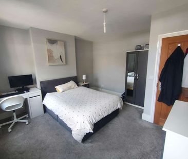 Double Room in Great Central Cambridge Location - Photo 2