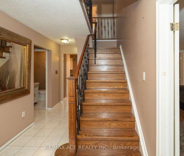 Detached Home For Lease | E8027752 - Photo 3