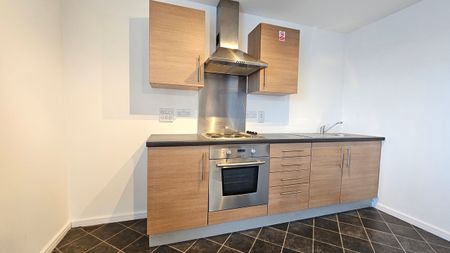 £700 PM · Apartment 1, Manchester Court, Federation Road, Stoke-on-Trent, Staffordshire - Photo 5