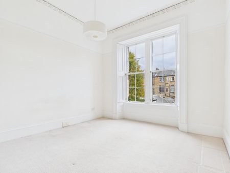 3 bedroom apartment to rent - Photo 4