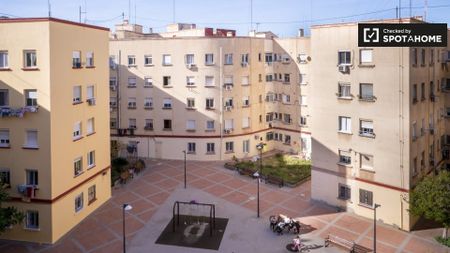 valencia, Valencian Community 46023 - Photo 4