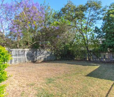 Charming Coopers Plains Family Home - Photo 4