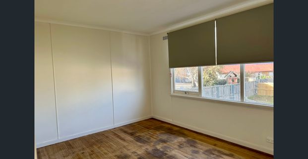 Freshly renovated 2-bedroom home - Photo 1