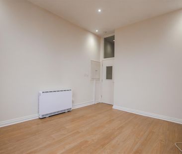 Flat 3 Holly House, 2 St. James Street - Photo 4