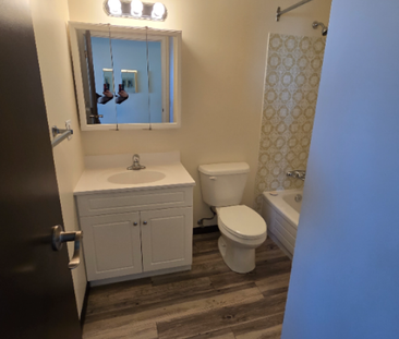 Affordable Bachelor Unit on the South Hill - Photo 6