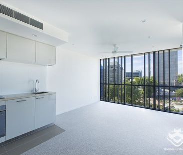 The Milton- One Bedroom Apartment-NO CARPARK - Photo 6