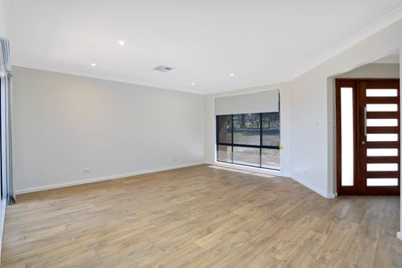 658 Terrace Road, Freemans Reach NSW 2756 - House For Rent | Domain - Photo 4