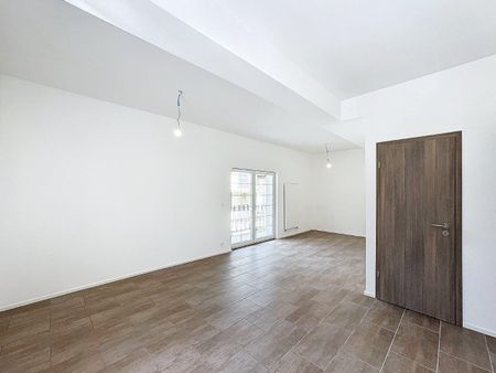 Appartement entièrement rénové au centre de Gimel - Foto 2