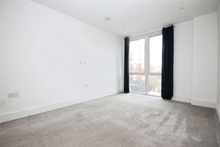 Gaumont Place, London, SW2 4GB - Photo 5