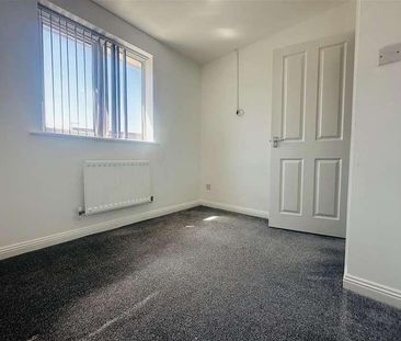 Rannoch Drive, Nuneaton, CV10 - Photo 3
