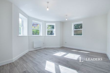 2 bedroom flat to rent Durley Road South, Bournemouth - Photo 4