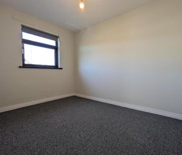 8 John, F Kennedy Estate, Castlewellan, BT31 9AN - Photo 4