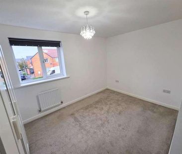 Kingsbridge Crescent, Middlesbrough, TS5 - Photo 2