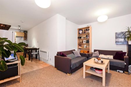 1 bedroom apartment to rent - Photo 4