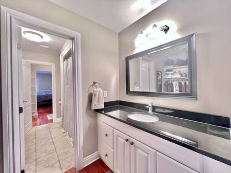 For Lease - 3 Winding Way, Barrhaven, Ontario - Photo 4