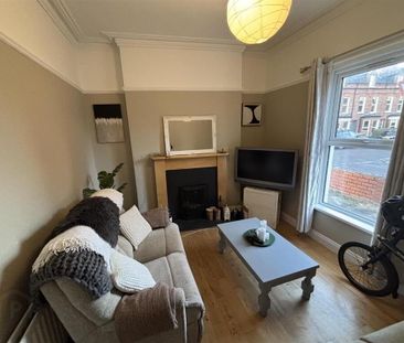 37 Haywood Avenue, Ormeau Road, Belfast, BT7 3EU - Photo 1