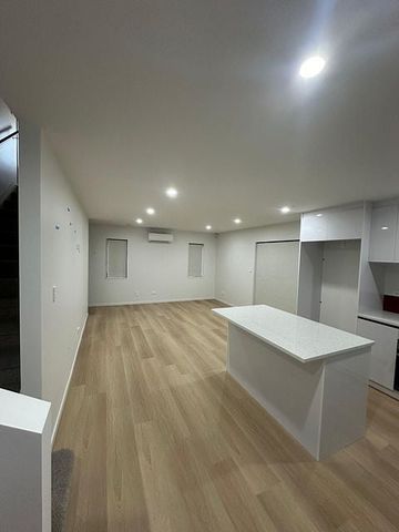 New Build - 4 Bedrooms, 3.5 Baths, 2 Carpark - Photo 5