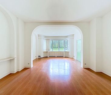 Gelijkvloers app. te huur in Laken voor € 1.100 met 1 slaapkamer - Foto 1