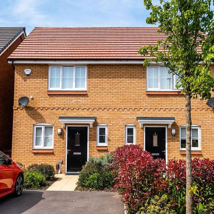 2 bedroom semi-detached house to rent - Photo 1